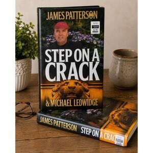 Step on a Crack James Patterson Michael Ledwidge Hardcover Book
